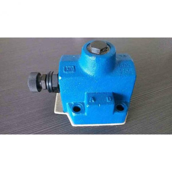 REXROTH 4WE 10 H3X/CG24N9K4 R900597986 Directional spool valves #1 image